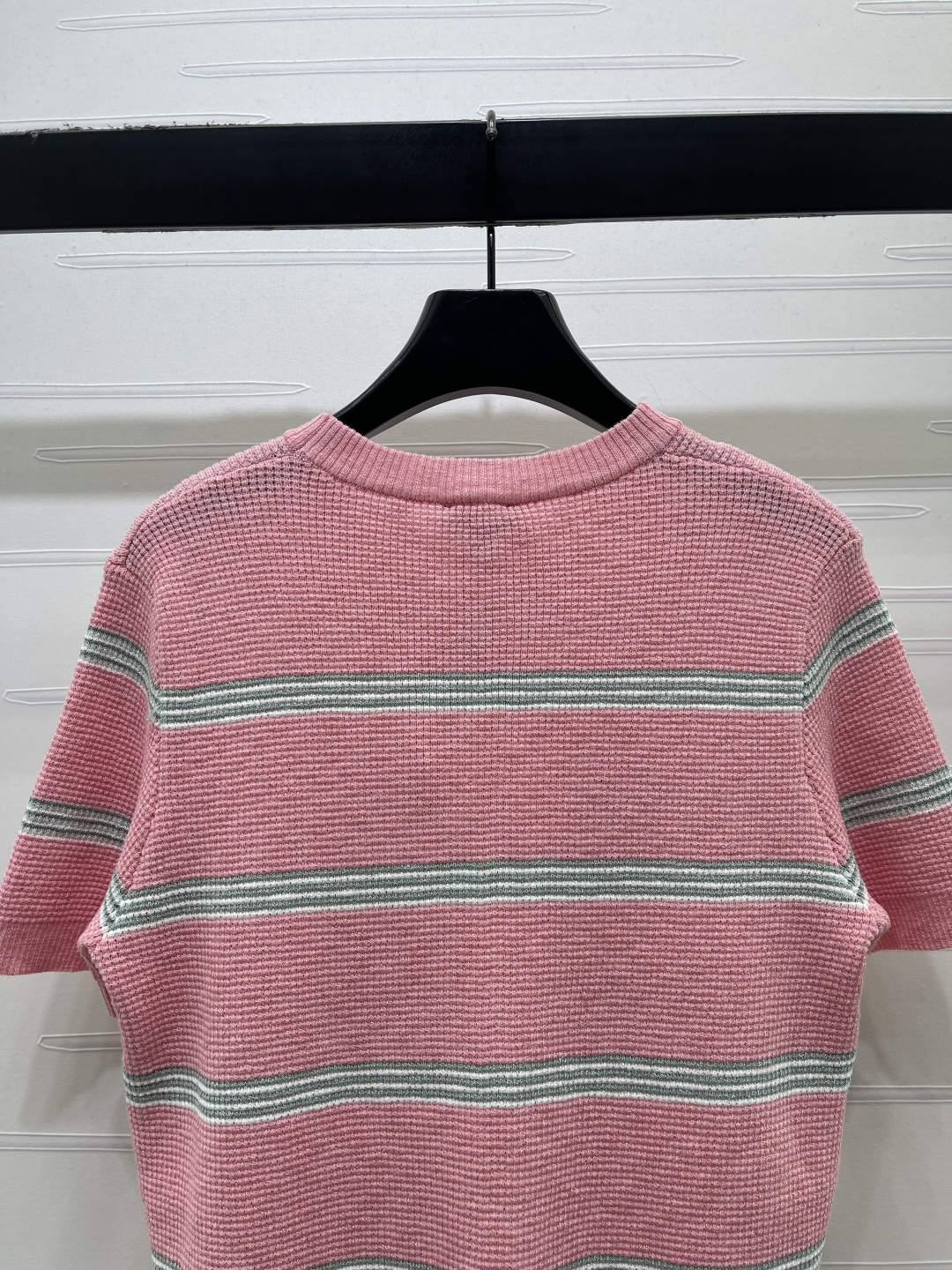 Women's short sleeves
